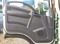 いすゞエルフパッカー車（塵芥車）小型（2t・3t）[写真26]