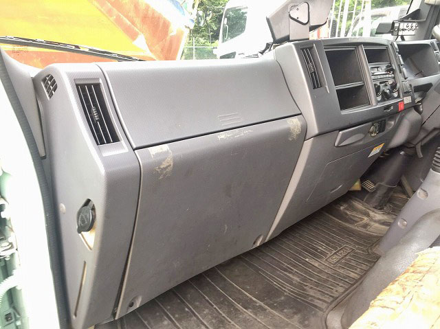 いすゞエルフパッカー車（塵芥車）小型（2t・3t）[写真30]