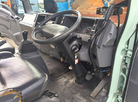 いすゞエルフパッカー車（塵芥車）小型（2t・3t）[写真32]