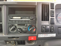 いすゞエルフパッカー車（塵芥車）小型（2t・3t）[写真36]