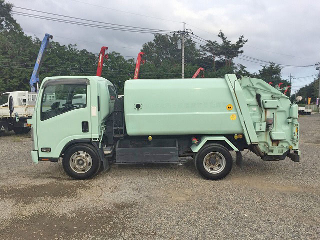 いすゞエルフパッカー車（塵芥車）小型（2t・3t）[写真05]