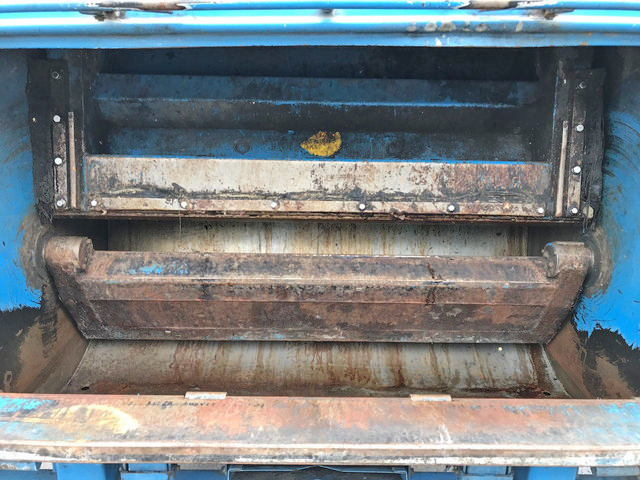 三菱ふそうキャンターパッカー車（塵芥車）小型（2t・3t）[写真11]