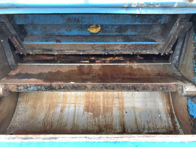 三菱ふそうキャンターパッカー車（塵芥車）小型（2t・3t）[写真12]