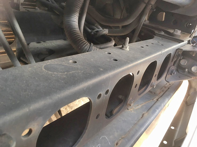 いすゞフォワードユニック4段中型（4t）[写真20]