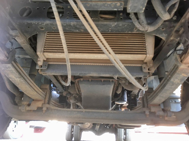 いすゞフォワードユニック4段中型（4t）[写真26]