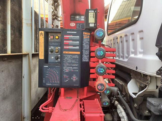 いすゞフォワードユニック4段中型（4t）[写真09]