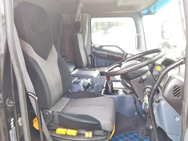 日野プロフィアセーフティローダー大型（10t）[写真31]