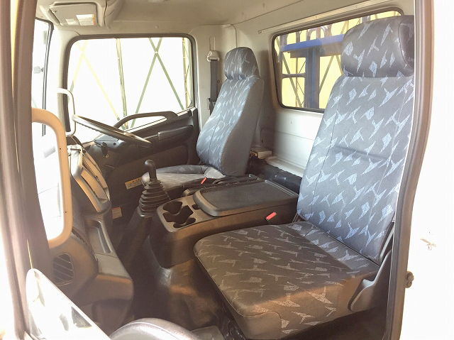 日野レンジャーフックロール増トン（6t・8t）[写真26]