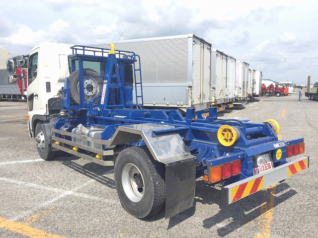 日野レンジャーフックロール増トン（6t・8t）[写真04]