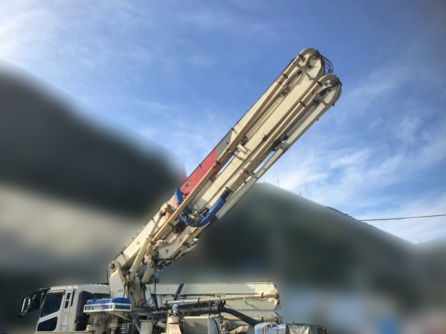 三菱ふそうスーパーグレートコンクリートポンプ車大型（10t）[写真12]