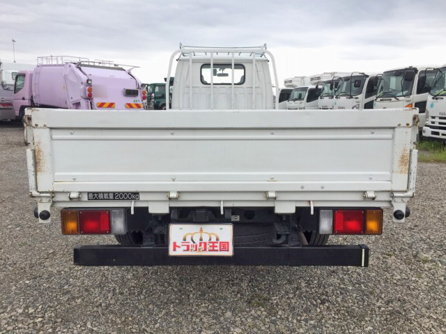 日産アトラス平ボディ小型（2t・3t）[写真10]