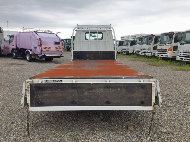 日産アトラス平ボディ小型（2t・3t）[写真11]