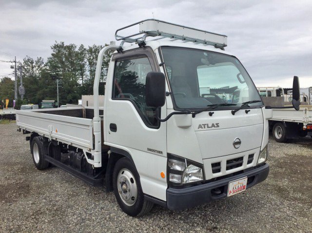 日産アトラス平ボディ小型（2t・3t）[写真03]