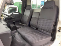 日産アトラス平ボディ小型（2t・3t）[写真30]