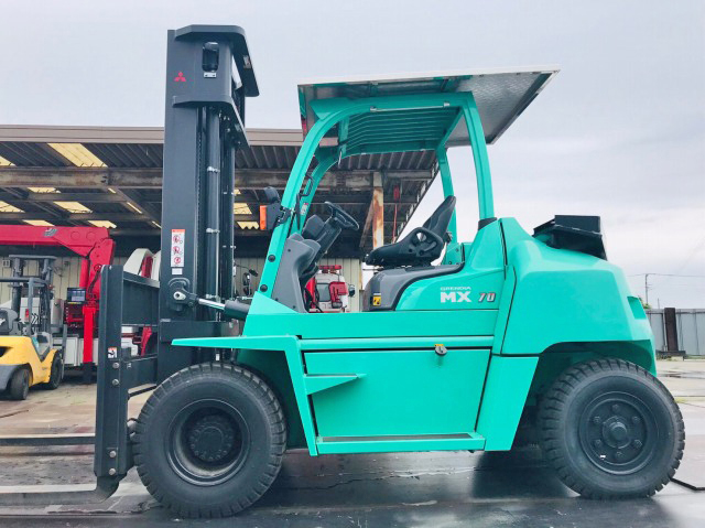 その他のメーカーフォークリフト[写真04]