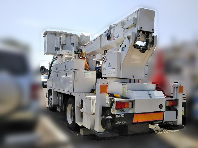 いすゞエルフ高所作業車小型（2t・3t）[写真03]