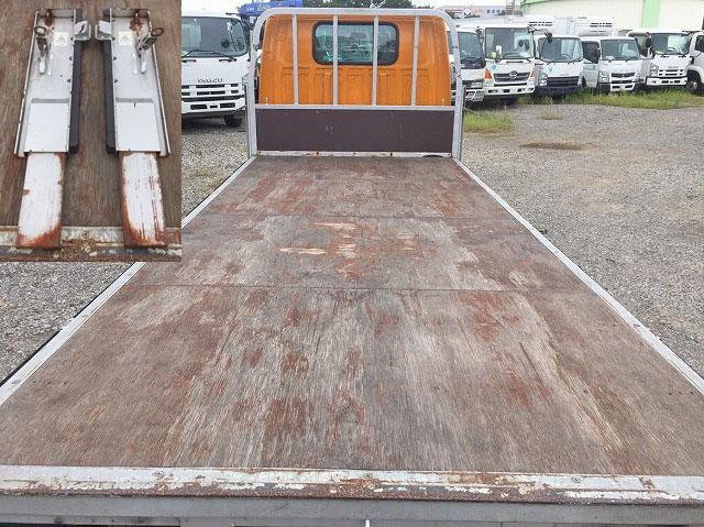 いすゞエルフアルミブロック小型（2t・3t）[写真11]