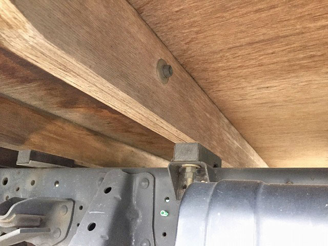 いすゞエルフアルミブロック小型（2t・3t）[写真18]