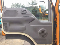 いすゞエルフアルミブロック小型（2t・3t）[写真26]