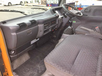 いすゞエルフアルミブロック小型（2t・3t）[写真30]