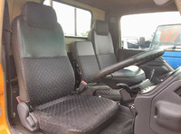 いすゞエルフアルミブロック小型（2t・3t）[写真31]