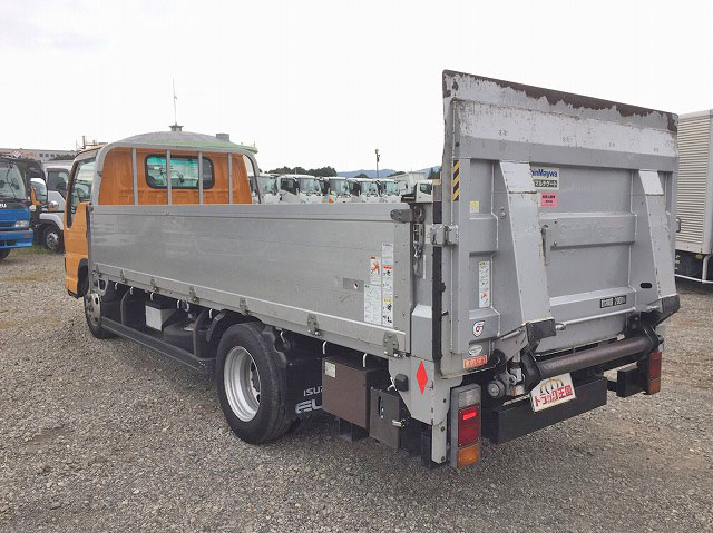 いすゞエルフアルミブロック小型（2t・3t）[写真04]