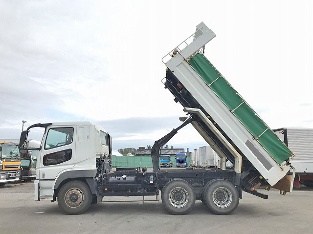 三菱ふそうスーパーグレートダンプ大型（10t）[写真06]