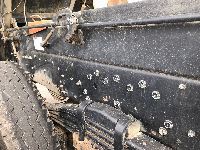 三菱ふそうスーパーグレートダンプ大型（10t）[写真14]