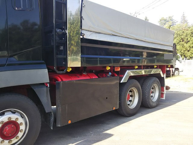 三菱ふそうスーパーグレートダンプ大型（10t）[写真18]