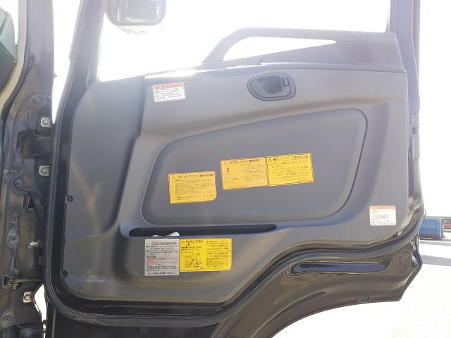 三菱ふそうスーパーグレートダンプ大型（10t）[写真29]