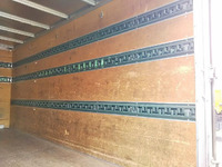 トヨタダイナアルミバン小型（2t・3t）[写真13]