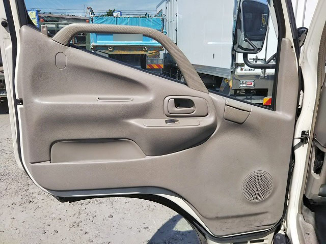 トヨタダイナアルミバン小型（2t・3t）[写真29]