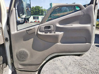 トヨタダイナアルミバン小型（2t・3t）[写真30]