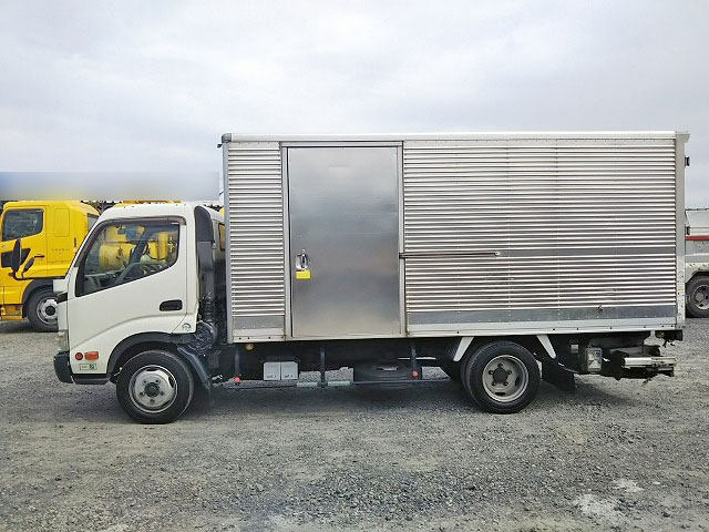 トヨタダイナアルミバン小型（2t・3t）[写真05]