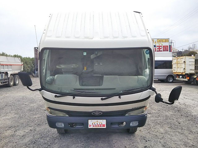 トヨタダイナアルミバン小型（2t・3t）[写真09]