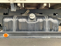 いすゞエルフ平ボディ小型（2t・3t）[写真18]