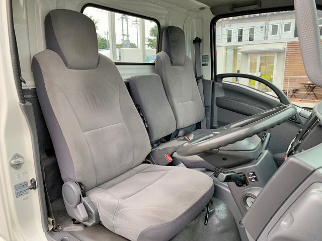 いすゞエルフ平ボディ小型（2t・3t）[写真31]