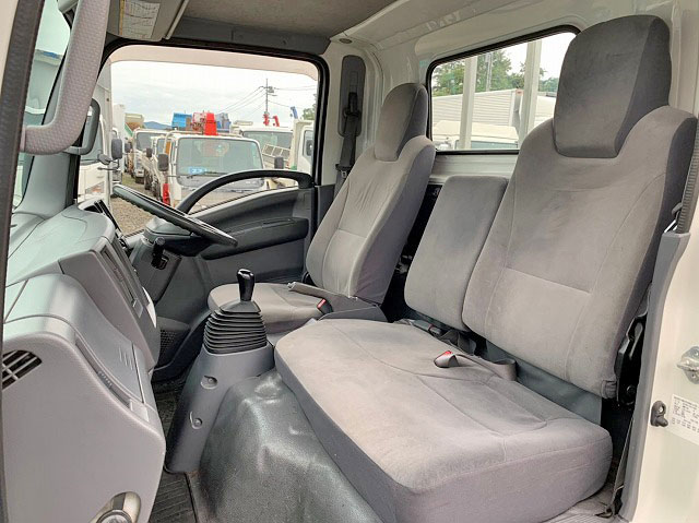 いすゞエルフ平ボディ小型（2t・3t）[写真33]