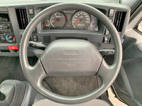 いすゞエルフ平ボディ小型（2t・3t）[写真36]