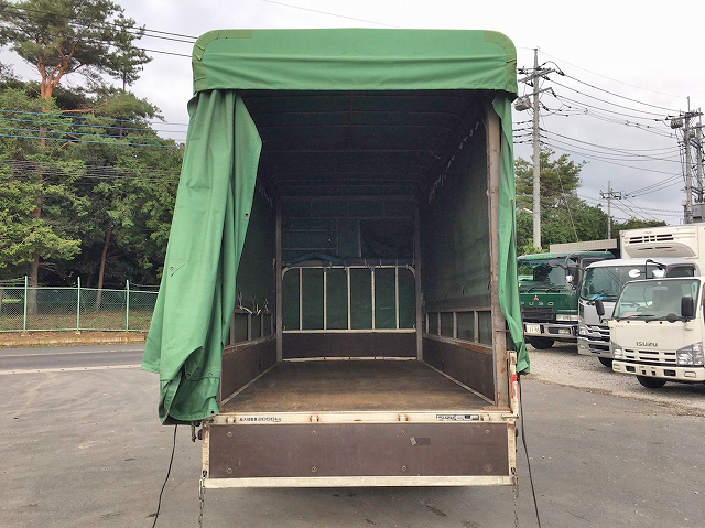 いすゞエルフ幌車小型（2t・3t）[写真10]