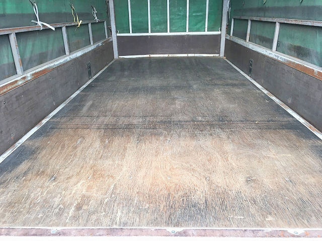 いすゞエルフ幌車小型（2t・3t）[写真14]