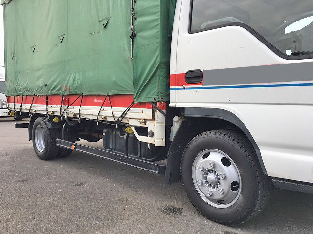 いすゞエルフ幌車小型（2t・3t）[写真17]