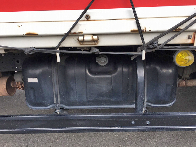 いすゞエルフ幌車小型（2t・3t）[写真18]