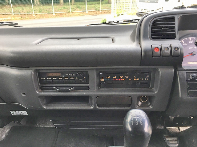 いすゞエルフ幌車小型（2t・3t）[写真35]