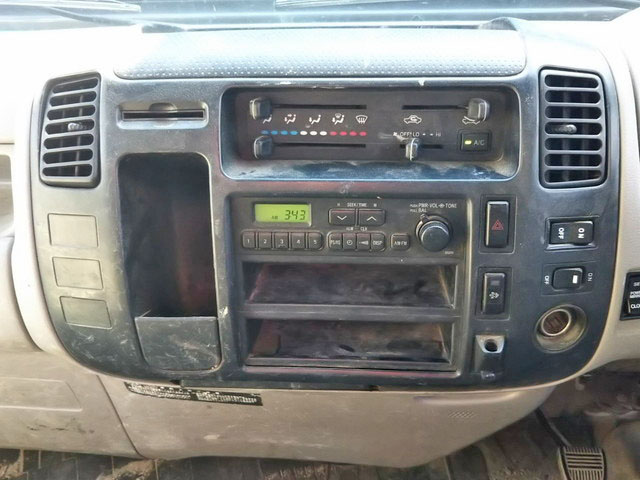 日野デュトロセルフクレーン5段小型（2t・3t）[写真38]