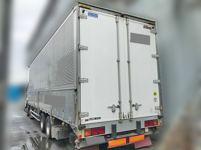 いすゞギガアルミウイング大型（10t）[写真03]