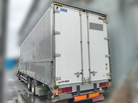 いすゞギガアルミウイング大型（10t）[写真03]