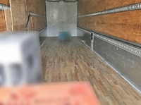 いすゞギガアルミウイング大型（10t）[写真07]