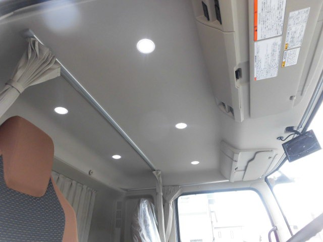 日野レンジャーアルミウイング中型（4t）[写真17]