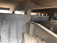 三菱ふそうキャンター平ボディ小型（2t・3t）[写真20]